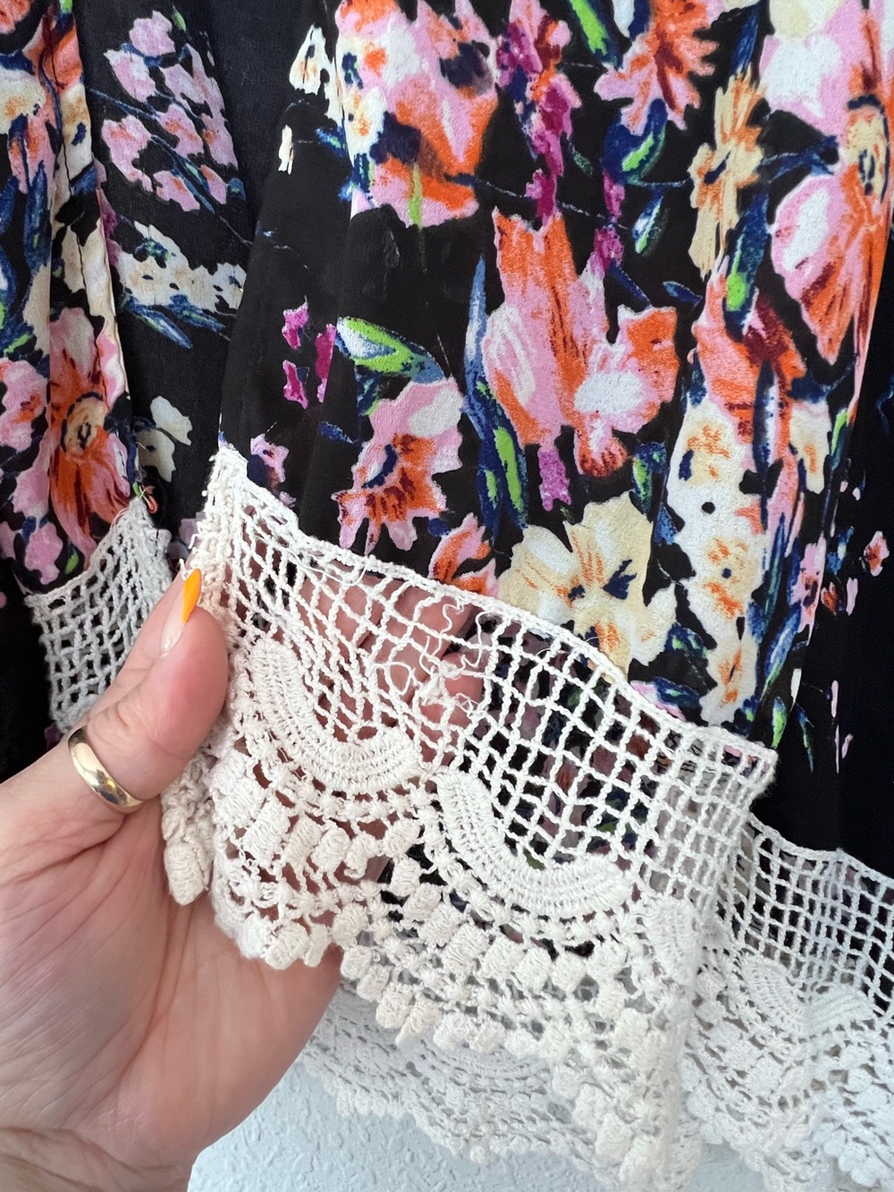 Umgee Floral Lace Open Front Kimono Coverup Boho Chic Whimsical Whimsigoth M/L - Picture 5 of 6